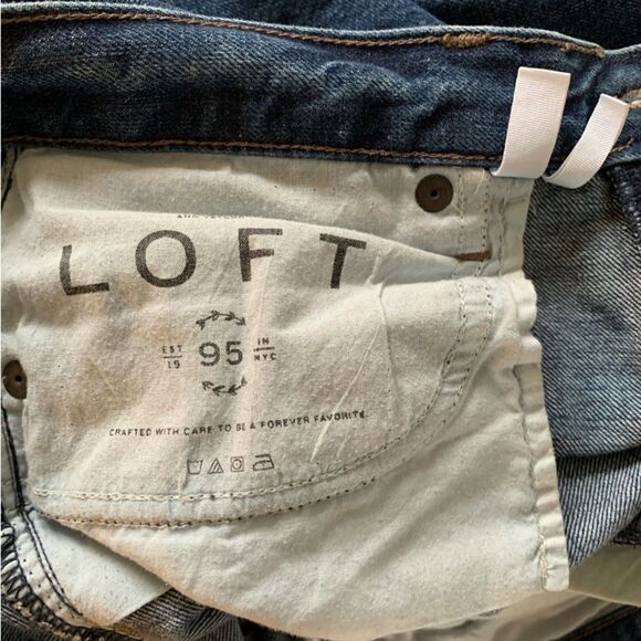 Boyfriend Jeans Size 27 4 LOFT Dark Wash Blue Denim Pants Button Fly 100% Cotton - Picture 7 of 8
